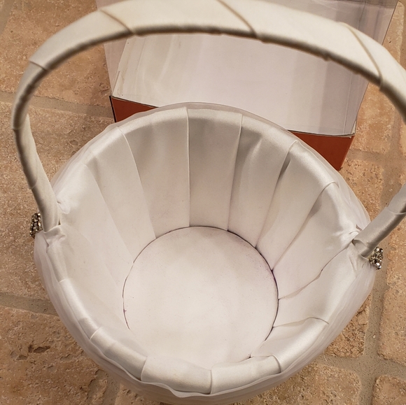 Flower Basket - Picture 5 of 6